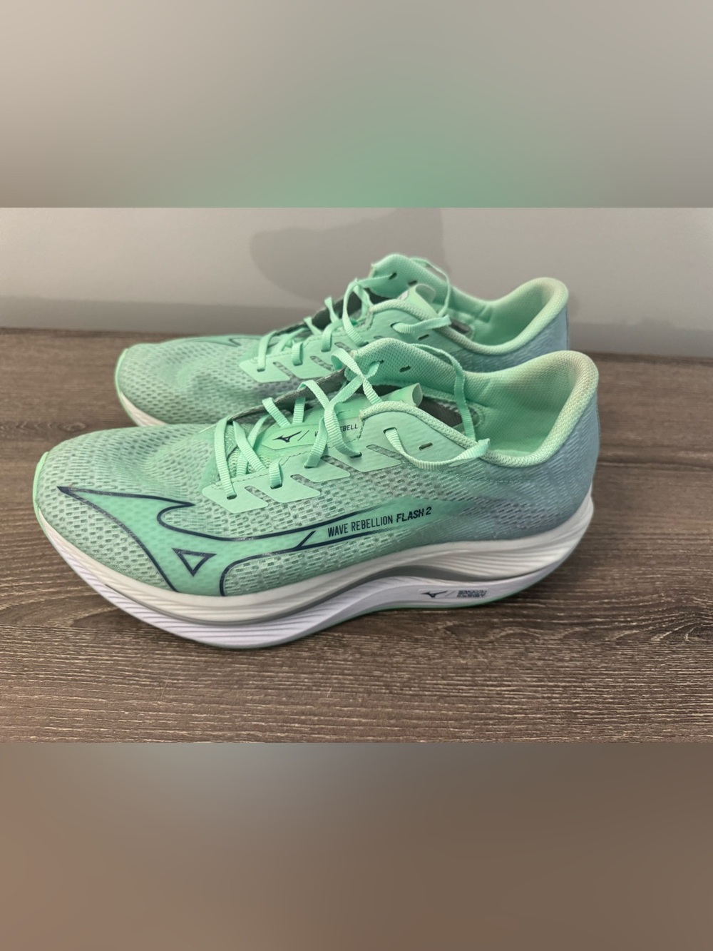 Mizuno Wave Rebellion Flash 2 - Picture 2 of 9